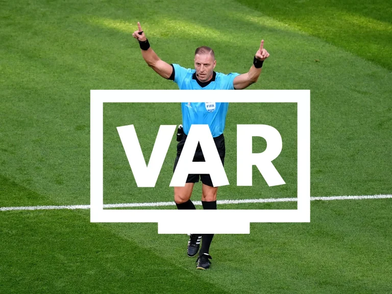 Правила VAR: какие критерии используют судьи при работе с видеопомощником